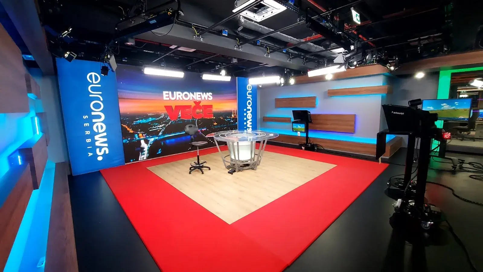 2 euronews 1